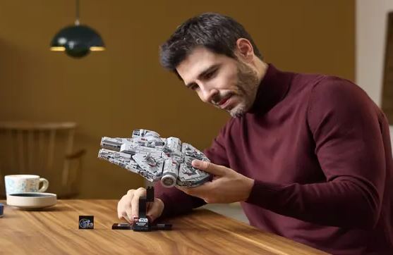 Lego 75375 Star Wars Millennium Falcon Midi