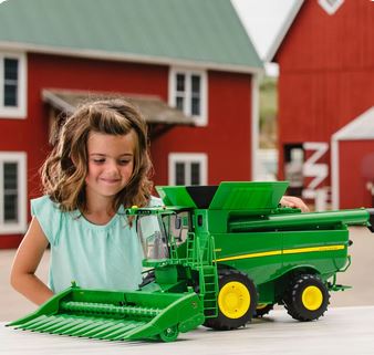 John Deere Big Farm 1/16 Sc S690 Combine Harvester With Corn & Draper Head Attachment