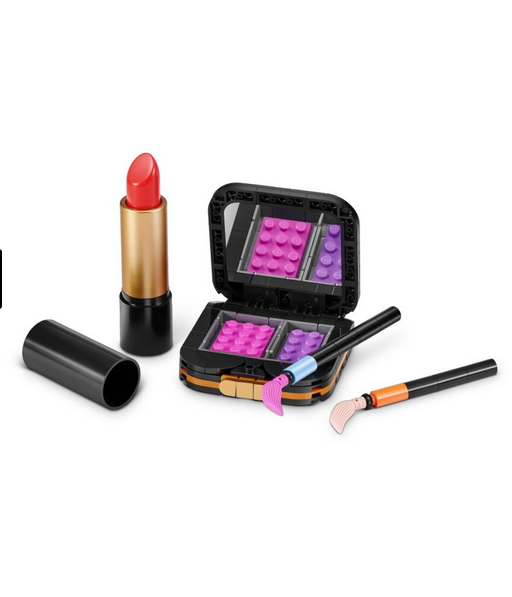 Zuru Max Premium - Beauty Series 1 - Lip And Face Makeup