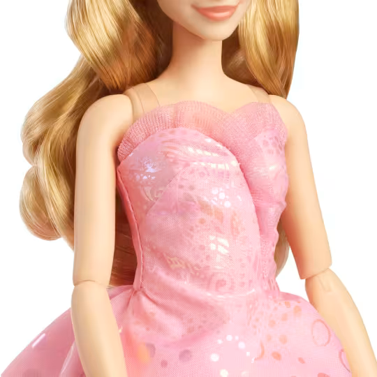 Wicked Deluxe Glinda Fashion Doll & Accessories With Removable Outfit & Posability