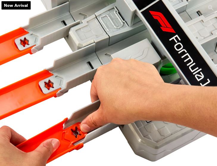 Hot Wheels Grand Prix F1 Race Track Set