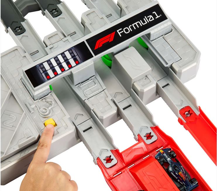 Hot Wheels Grand Prix F1 Race Track Set