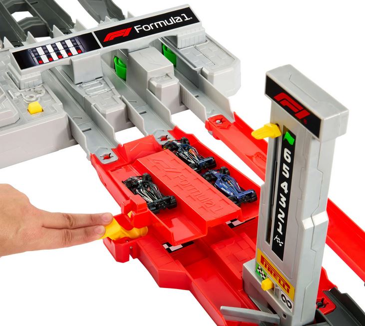 Hot Wheels Grand Prix F1 Race Track Set