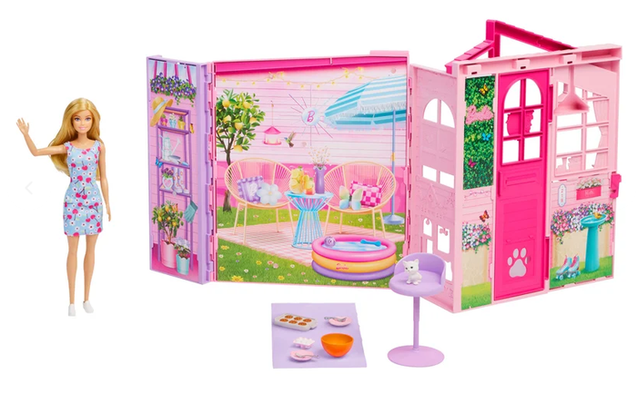 Barbie Weekend Escape House Playset