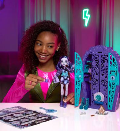 Monster High Skullmates Secrets Garden  Mystery Tywla Doll
