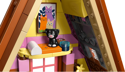 Lego 42682 Friends Nature Glamping Cabin Ages:6+