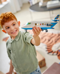 Lego 60492 City Passenger Jet Ages:4+