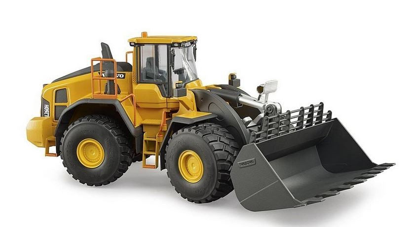 Bruder 1:16 Volvo Wheeled Front End Loader L260h