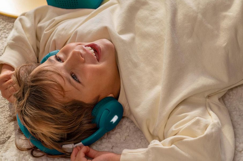 Tonies S2 Bluetooth Headphones Tropical Teal 