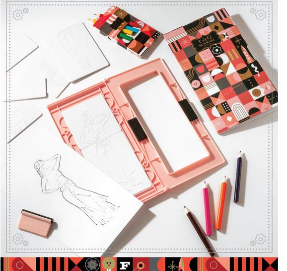 F.a.o Toy Fashion Designer Activity In Wooden Case