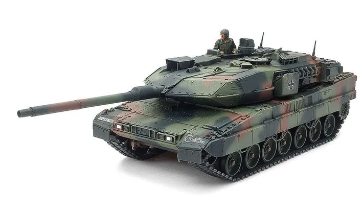 Tamiya 1/48 Leopard 2 A7v German Main Battle Tank