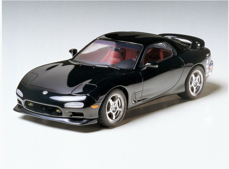 Tamiya Mazda Rx-7 R1 Model Kit