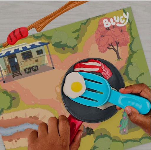 Play-doh Bluey Goes Camping Playset