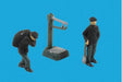 Peco Modelscene Coalman  Figure And Scales Set