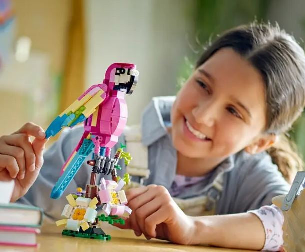 Lego 31144 Creator Exotic Pink Parrot