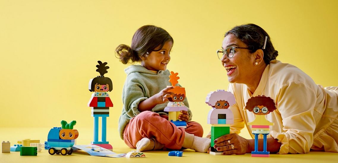 Lego 10423 Duplo Buildable People With Big Emotions