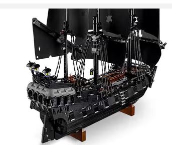 Lego 10365 Black Pearl Captain Jack Sparrow's Pirate Ship Ages:18+
