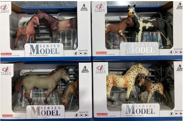 Model Series The World Of Animals Horse & Foal Set Assorted