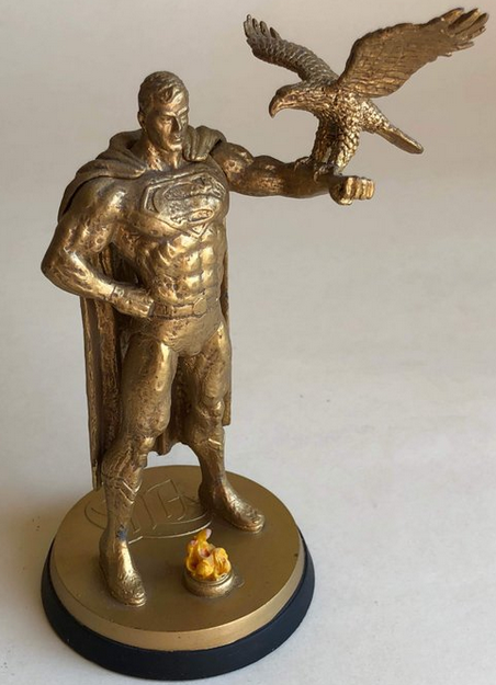 Dc Superman Gold Label Centennial Park Tribute Statue Limited Edition