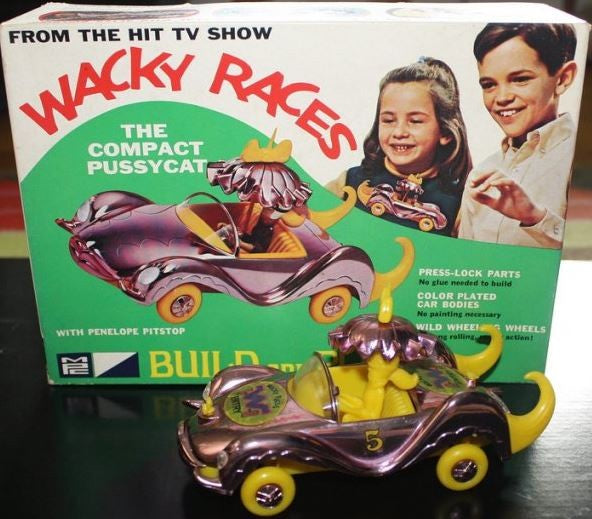 Build & Play Wacky Racers Compact Pussycat Model Kit