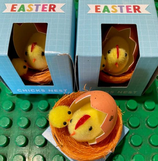 Chicken In Shell With Nest Easter Decoration