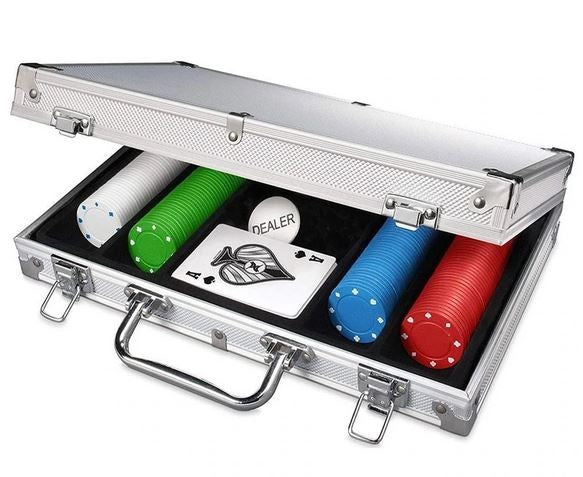 Cardinal Classic 200 Piece Poker Set In Aluminium Case